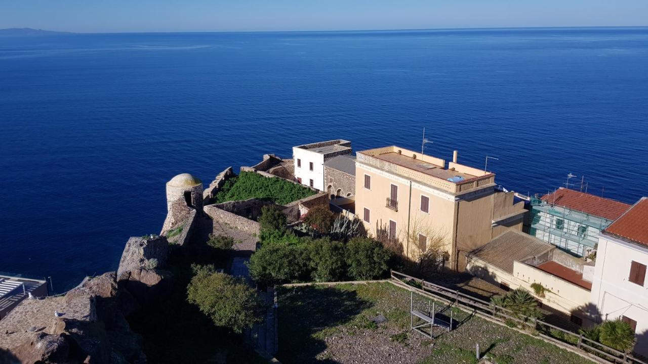 “Cielo E Mare”, Casetta Nel Cuore Del Borgo Antico / “Sky & Sea”, Charming In The Heart Of Old Village Castelsardo Kültér fotó